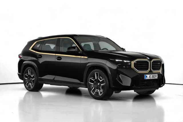 Bmw Xm Black Sapphire Metallic Color Image